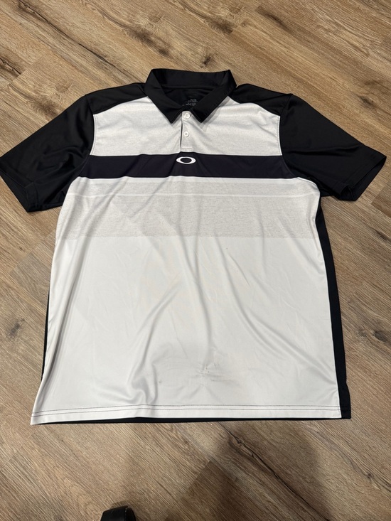 Oakley Other - Y2K Oakley Men’s Black and White Striped Performance Polo